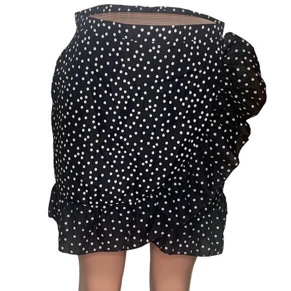 PrettyLittlething NWT Skirt Ruffles Black Polka Dot Size 8 - Picture 2 of 12